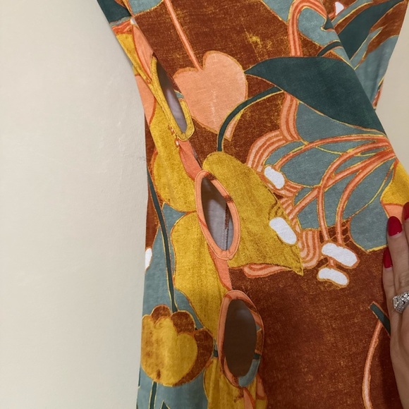 Zara Colorful Retro Style Floral Cutout Maxi Dress - Picture 8 of 12